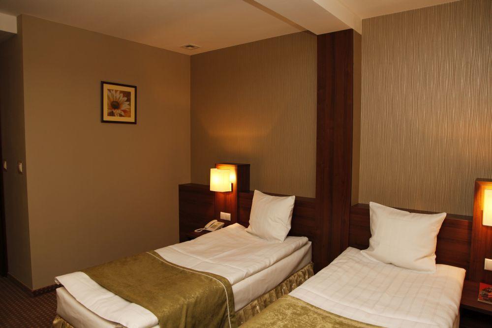 Hotel Na Polboru Серадз Экстерьер фото
